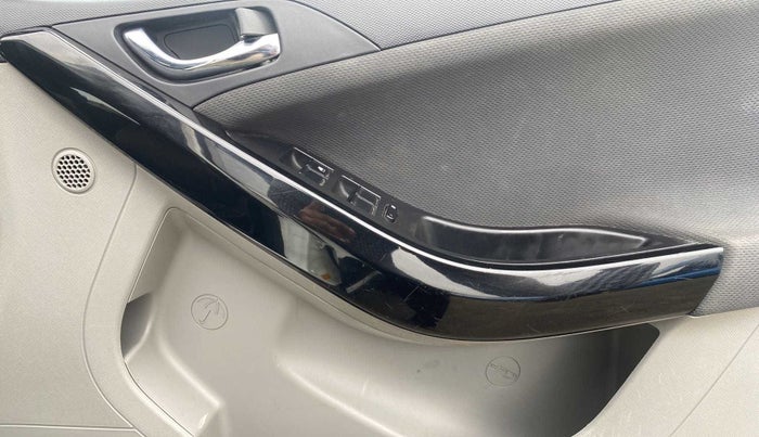 2019 Tata NEXON XZ PLUS DIESEL, Diesel, Manual, 47,211 km, Driver Side Door Panels Control