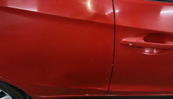 2014 Honda Brio S MT, Petrol, Manual, 87,848 km, Right rear door - Slightly dented
