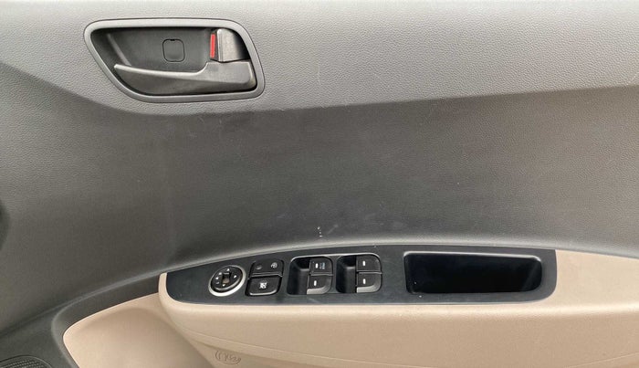 2018 Hyundai Grand i10 MAGNA 1.2 KAPPA VTVT, Petrol, Manual, 32,763 km, Driver Side Door Panels Control