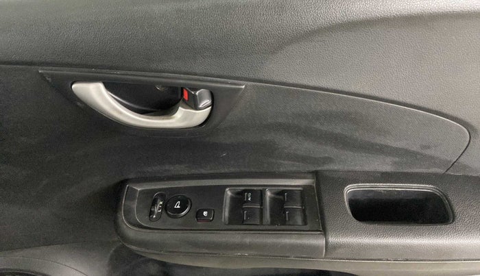 2019 Honda BR-V 1.5L I-VTEC S, Petrol, Manual, 47,813 km, Driver Side Door Panels Control