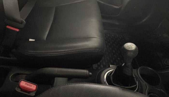 2019 Honda BR-V 1.5L I-VTEC S, Petrol, Manual, 47,813 km, Gear Lever