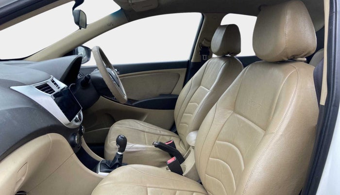 2012 Hyundai Verna FLUIDIC 1.6 CRDI EX, Diesel, Manual, 1,01,463 km, Right Side Front Door Cabin