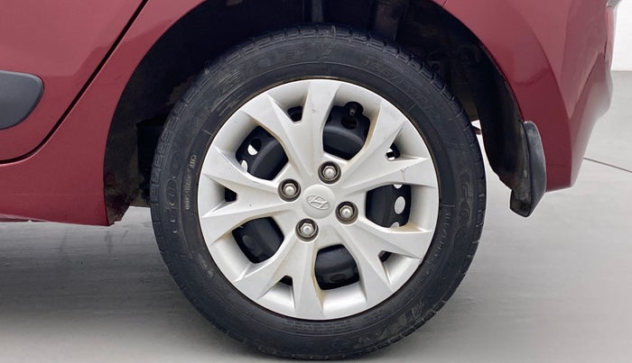 2015 Hyundai Grand i10 MAGNA 1.2 VTVT, Petrol, Manual, 42,030 km, Right Rear Wheel