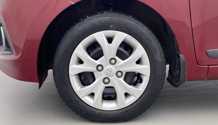 2015 Hyundai Grand i10 MAGNA 1.2 VTVT, Petrol, Manual, 42,030 km, Left Front Wheel