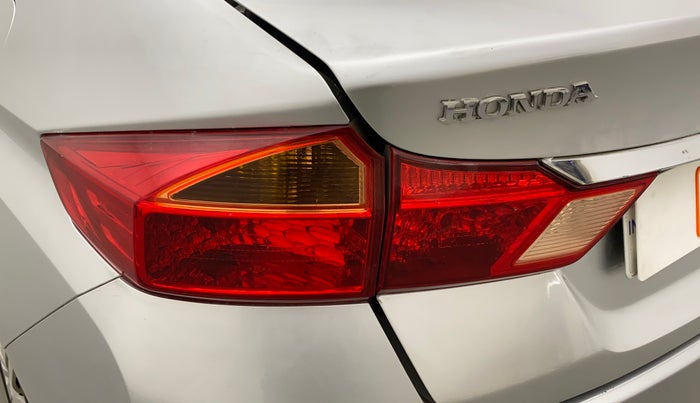 2014 Honda City 1.5L I-VTEC S MT, Petrol, Manual, 44,483 km, Left tail light - Minor scratches
