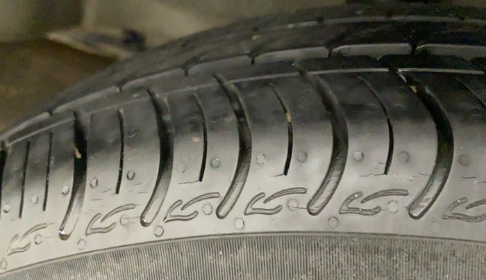 2014 Honda City 1.5L I-VTEC S MT, Petrol, Manual, 44,483 km, Right Rear Tyre Tread