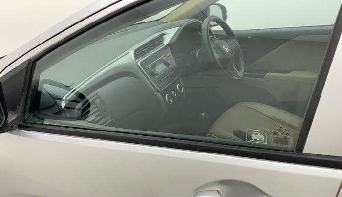 2014 Honda City 1.5L I-VTEC S MT, Petrol, Manual, 44,483 km, Front passenger door - Weather strip has minor damage