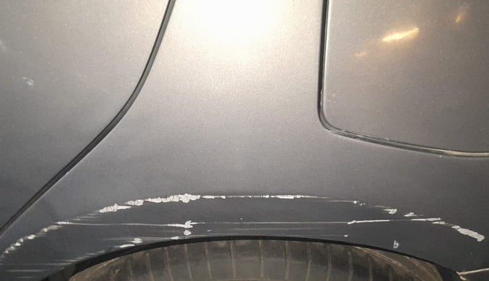 2017 Maruti Ciaz ZDI SHVS, Diesel, Manual, 1,21,546 km, Left quarter panel - Minor scratches