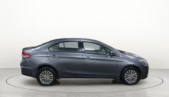 2017 Maruti Ciaz ZDI SHVS, Diesel, Manual, 1,21,546 km, Right Side View
