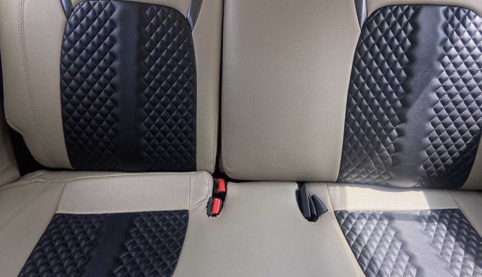 2018 Maruti Celerio ZXI (O), Petrol, Manual, 37,270 km, Second-row right seat - Cover slightly stained