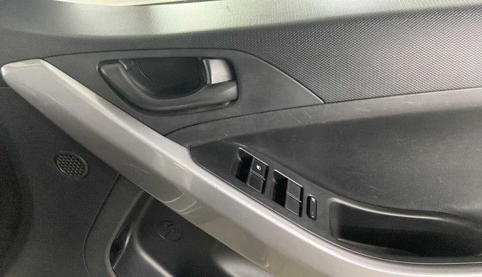 2020 Tata NEXON XM SUNROOF PETROL, Petrol, Manual, 34,724 km, Driver Side Door Panels Control