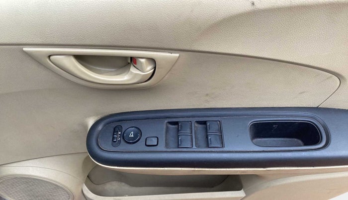 2016 Honda Amaze 1.2L I-VTEC S, Petrol, Manual, 65,979 km, Driver Side Door Panels Control
