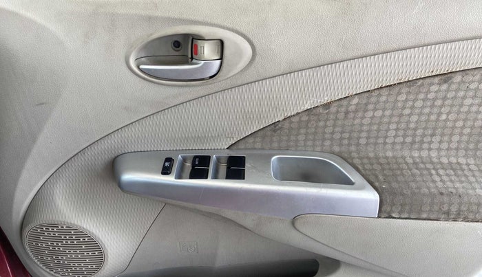 2013 Toyota Etios G, Petrol, Manual, 27,735 km, Driver Side Door Panels Control