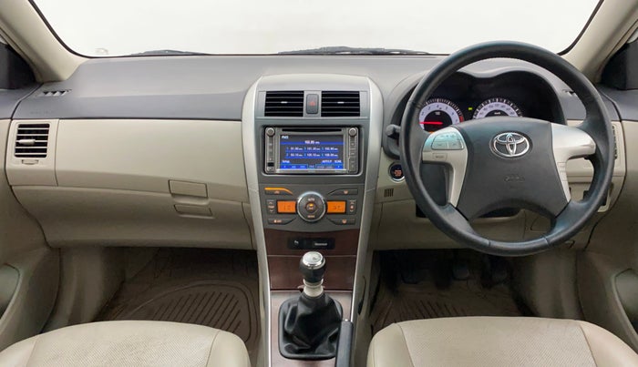 2013 Toyota Corolla Altis GL PETROL, Petrol, Manual, 1,18,123 km, Dashboard