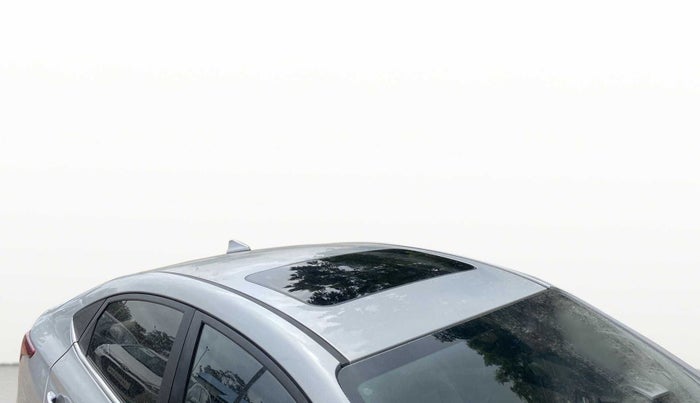 2017 Hyundai Verna 1.6 SX (O) CRDI MT, Diesel, Manual, 39,217 km, Roof