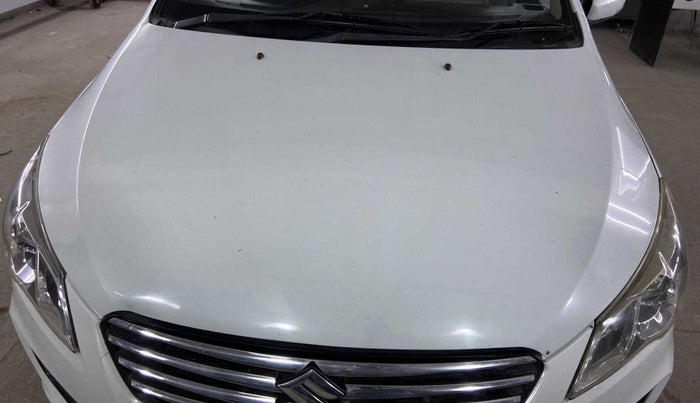 2018 Maruti Ciaz SIGMA DIESEL 1.3, Diesel, Manual, 98,779 km, Bonnet (hood) - Minor scratches