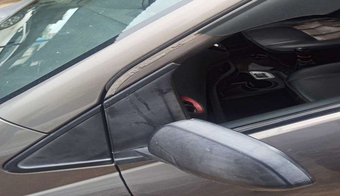 2016 Datsun Redi Go S, Petrol, Manual, 51,147 km, Front passenger door - Door visor damaged
