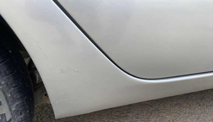 2010 Hyundai i10 SPORTZ 1.2, Petrol, Manual, 72,999 km, Right running board - Paint has minor damage