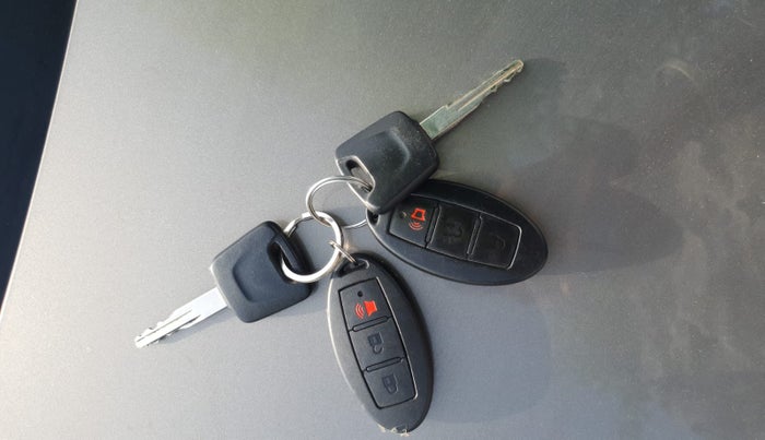 2016 Datsun Go A, Petrol, Manual, 31,316 km, Key Close Up