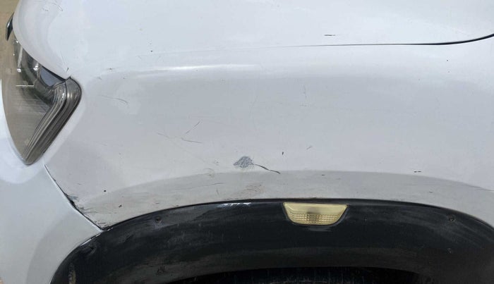 2017 Renault Kwid RXT 1.0, Petrol, Manual, 32,590 km, Left fender - Minor scratches