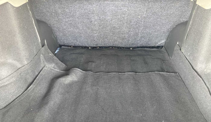 2019 Renault Duster RXS OPT CVT, Petrol, Automatic, 74,056 km, Boot Inside