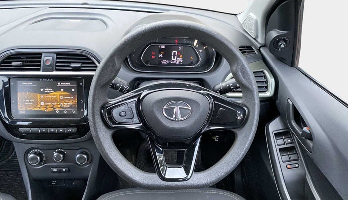 2022 Tata TIAGO NRG XZ AMT, Petrol, Automatic, 17,252 km, Steering Wheel Close Up