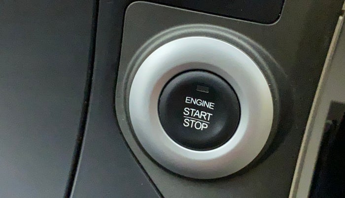 2015 Mahindra XUV500 W10, Diesel, Manual, 55,733 km, Keyless Start/ Stop Button