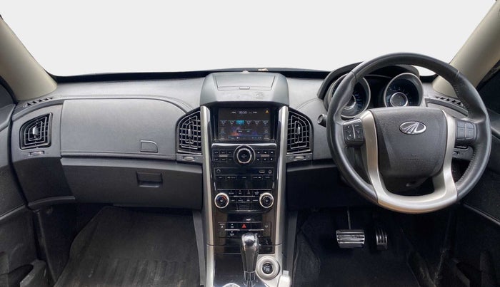 2018 Mahindra XUV500 W11 (O) AWD AT, Diesel, Automatic, 85,663 km, Dashboard