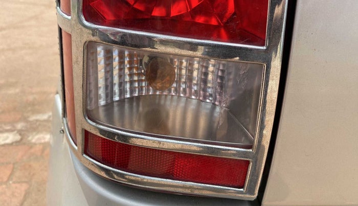 2010 Maruti Wagon R VXI MINOR, Petrol, Manual, 77,291 km, Left tail light - Minor damage