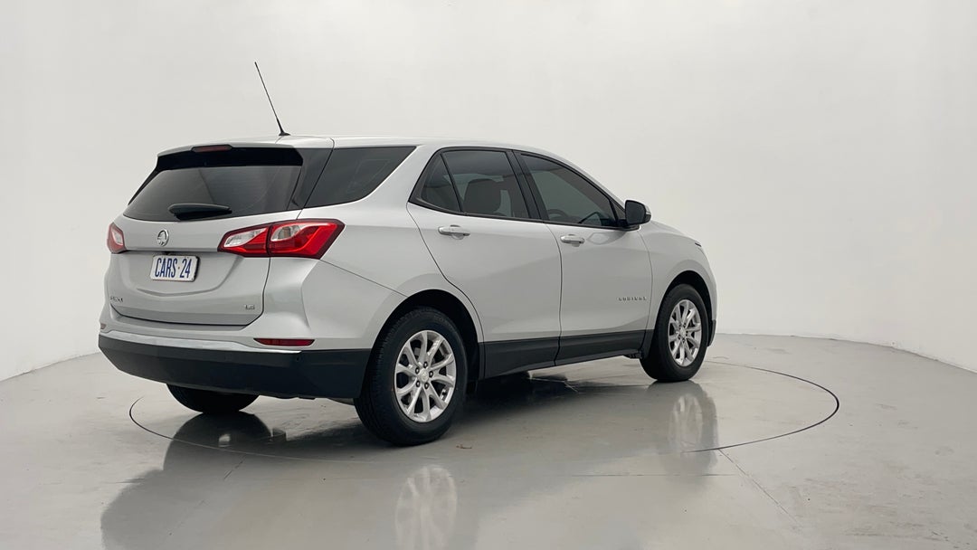 Right Back Diagonal (45- Degree) View