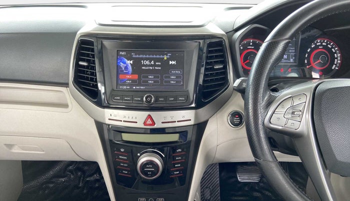 2019 Mahindra XUV300 W8 (O) 1.5 DIESEL AMT, Diesel, Automatic, 1,20,880 km, Infotainment System