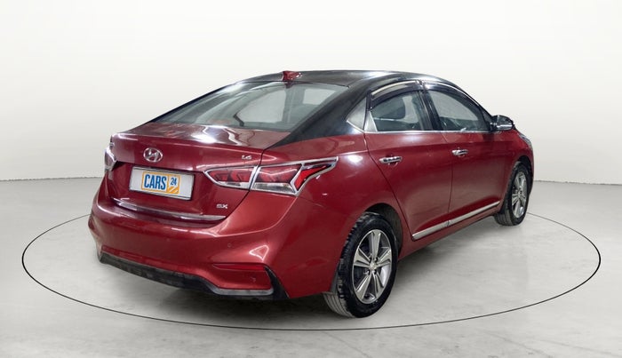2018 Hyundai Verna 1.6 VTVT SX (O) AT, Petrol, Automatic, 45,767 km, Right Back Diagonal