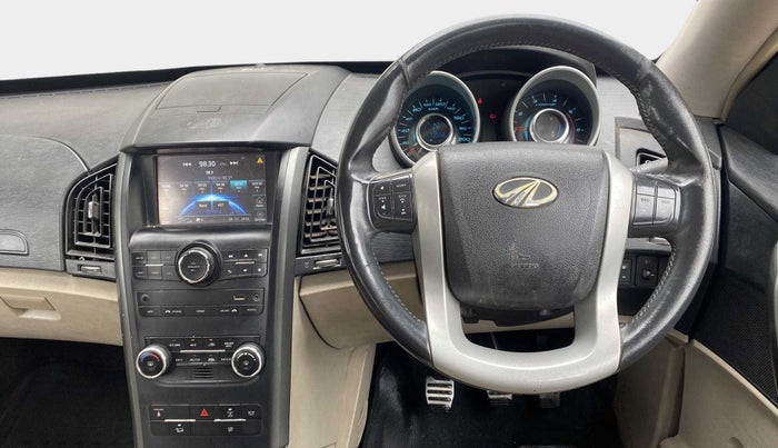 2016 Mahindra XUV500 W10, Diesel, Manual, 73,555 km, Steering Wheel Close Up
