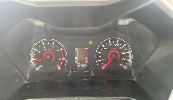 2016 Mahindra Kuv100 K8 6 STR, Petrol, Manual, 61,912 km, Odometer Image