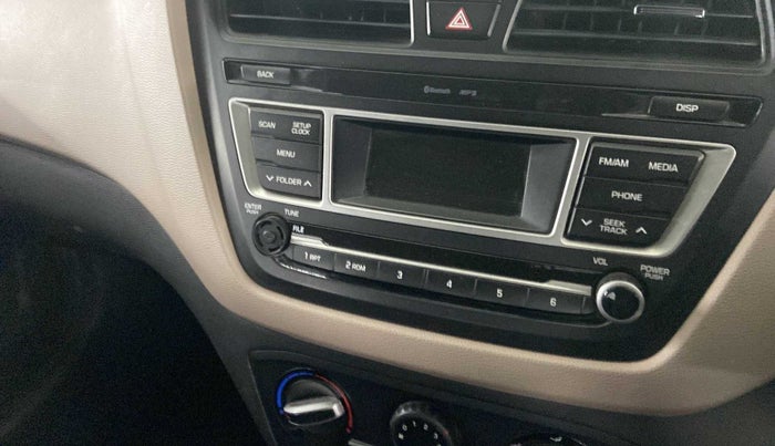 2018 Hyundai Elite i20 SPORTZ 1.2, Petrol, Manual, 38,600 km, Infotainment system - Button has minor damage