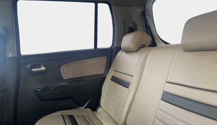 2017 Maruti Wagon R 1.0 VXI, Petrol, Manual, 18,345 km, Right Side Rear Door Cabin
