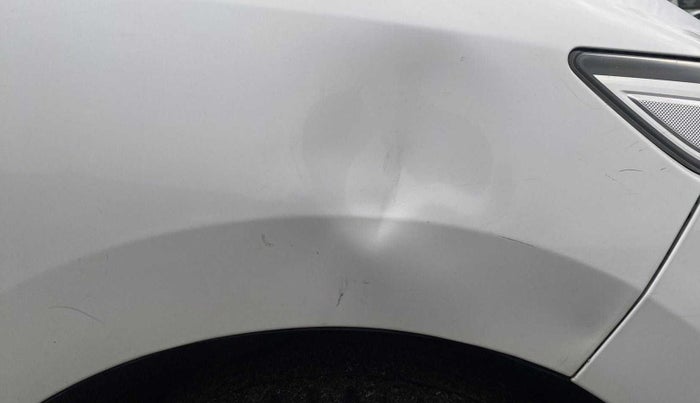2017 Honda Jazz 1.2L I-VTEC V, Petrol, Manual, 42,992 km, Right fender - Slightly dented