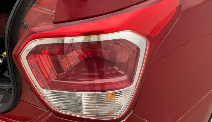 2014 Hyundai Xcent S (O) 1.2, Petrol, Manual, 45,061 km, Right tail light - Minor scratches