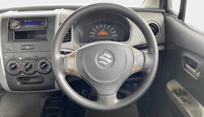 2011 Maruti Wagon R 1.0 LXI, Petrol, Manual, 1,04,247 km, Steering Wheel Close Up