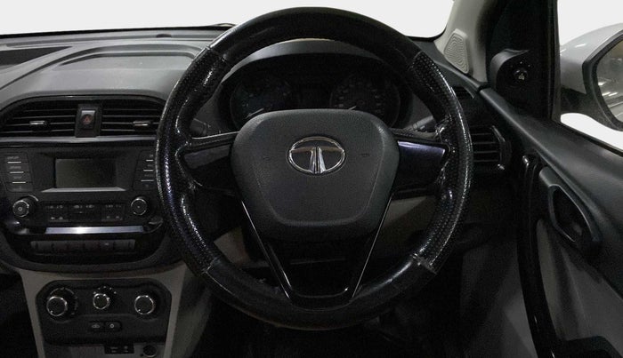 2018 Tata Tiago XT PETROL, Petrol, Manual, 1,00,006 km, Steering Wheel Close Up