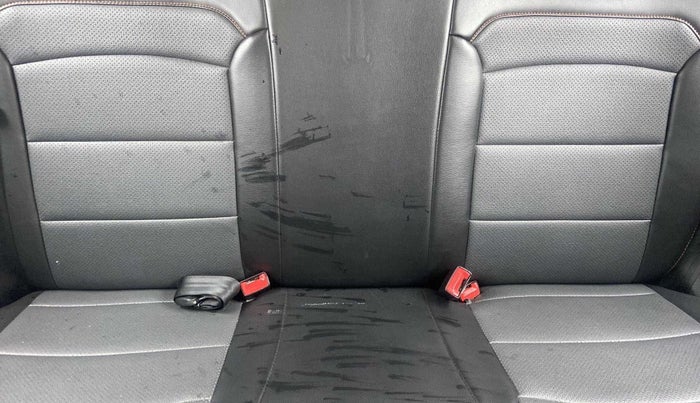 2017 Tata Tiago XT PETROL, Petrol, Manual, 68,039 km, Second-row right seat - Cover slightly stained