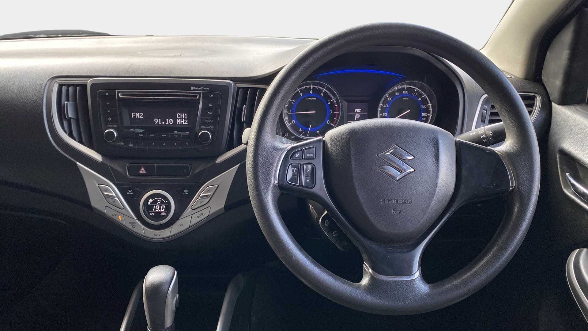 2023 New Maruti Suzuki Baleno Zeta Detailed walkaround & Review | Baleno  Zeta White 2023 Review - YouTube