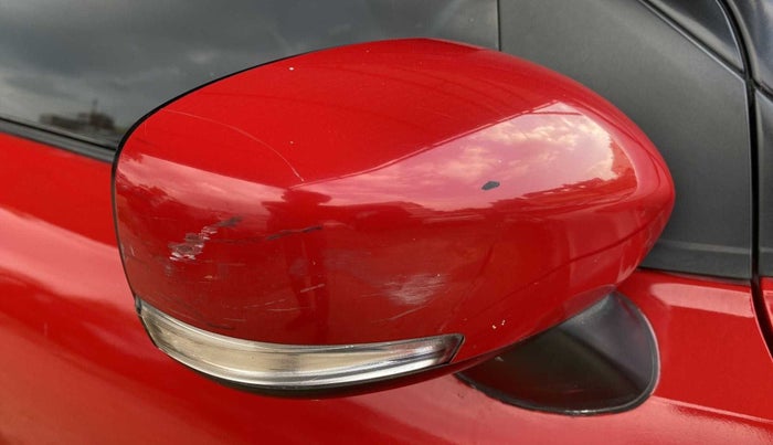2016 Maruti Baleno DELTA CVT PETROL 1.2, Petrol, Automatic, 57,976 km, Right rear-view mirror - Minor scratches