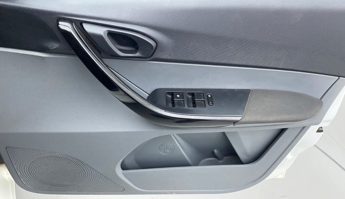 2018 Tata TIGOR XT PETROL, Petrol, Manual, 14,021 km, Driver Side Door Panels Control