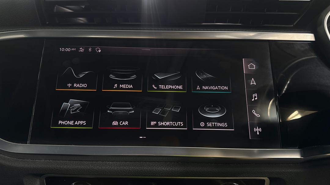 2020 Audi Q3 35 Tfsi, Automatic, 38440 km, Infotainment System