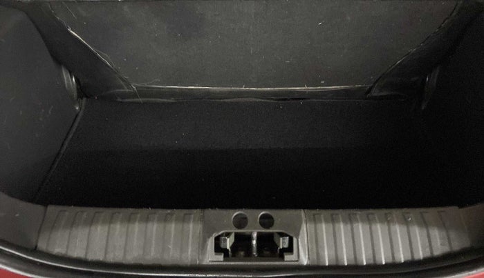 2019 Ford New Figo TITANIUM1.5 DIESEL, Diesel, Manual, 63,244 km, Dicky (Boot door) - Tool missing