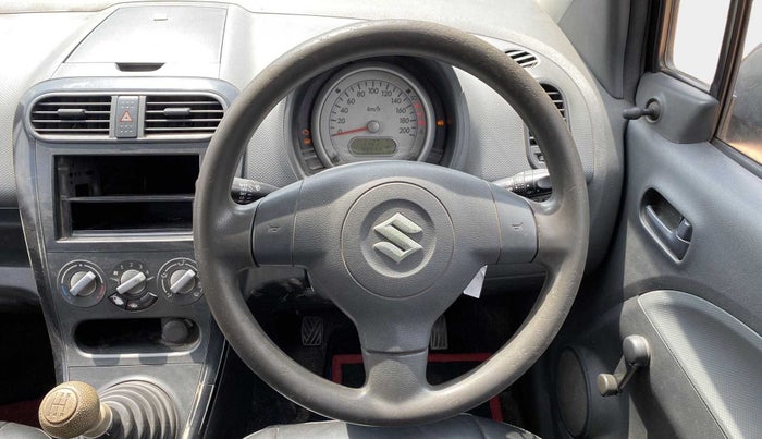 2011 Maruti Ritz LXI, Petrol, Manual, 96,609 km, Steering Wheel Close Up