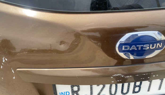 2018 Datsun Go Plus T, Petrol, Manual, 27,153 km, Dicky (Boot door) - Slightly dented