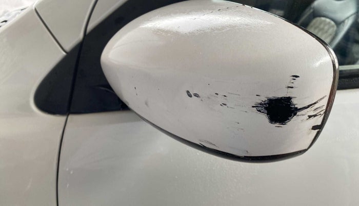 2016 Maruti Celerio VXI, Petrol, Manual, 1,24,009 km, Left rear-view mirror - Minor scratches