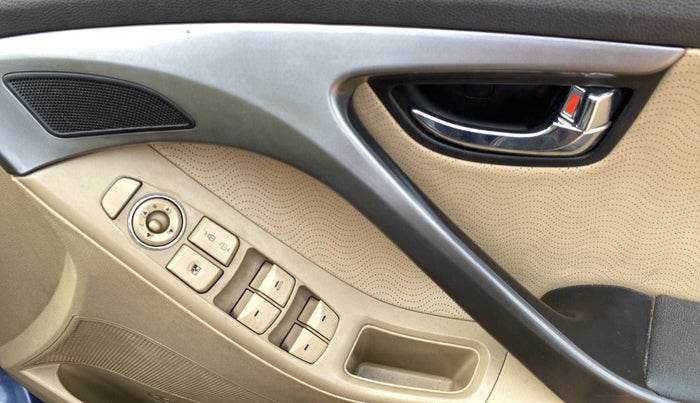 2014 Hyundai New Elantra 1.6 SX AT DIESEL, Diesel, Automatic, 57,850 km, Driver Side Door Panels Control